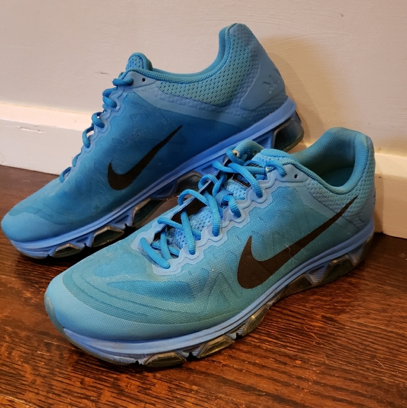 Nike Other - Mens Nike shoes size 14